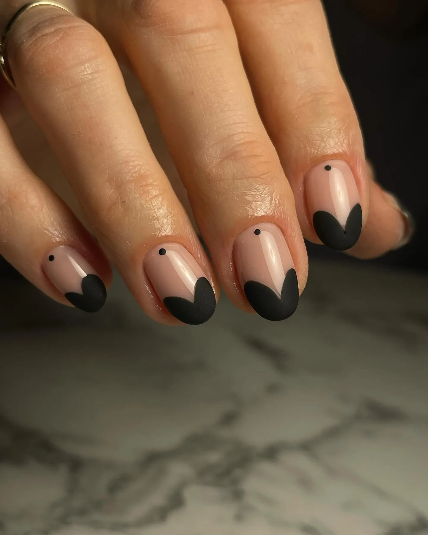 French Nail Design 23 — ImagiNails Zürich