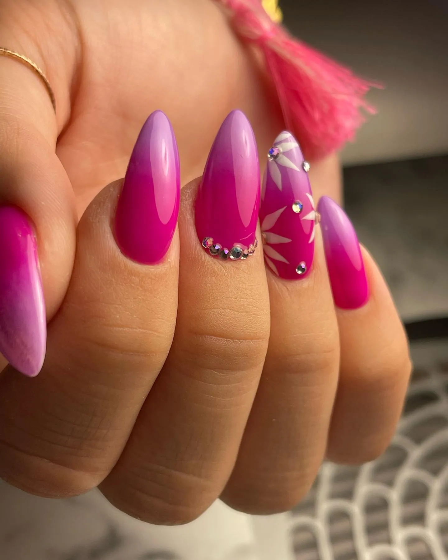 Gel Nail Design 1 — ImagiNails Zürich