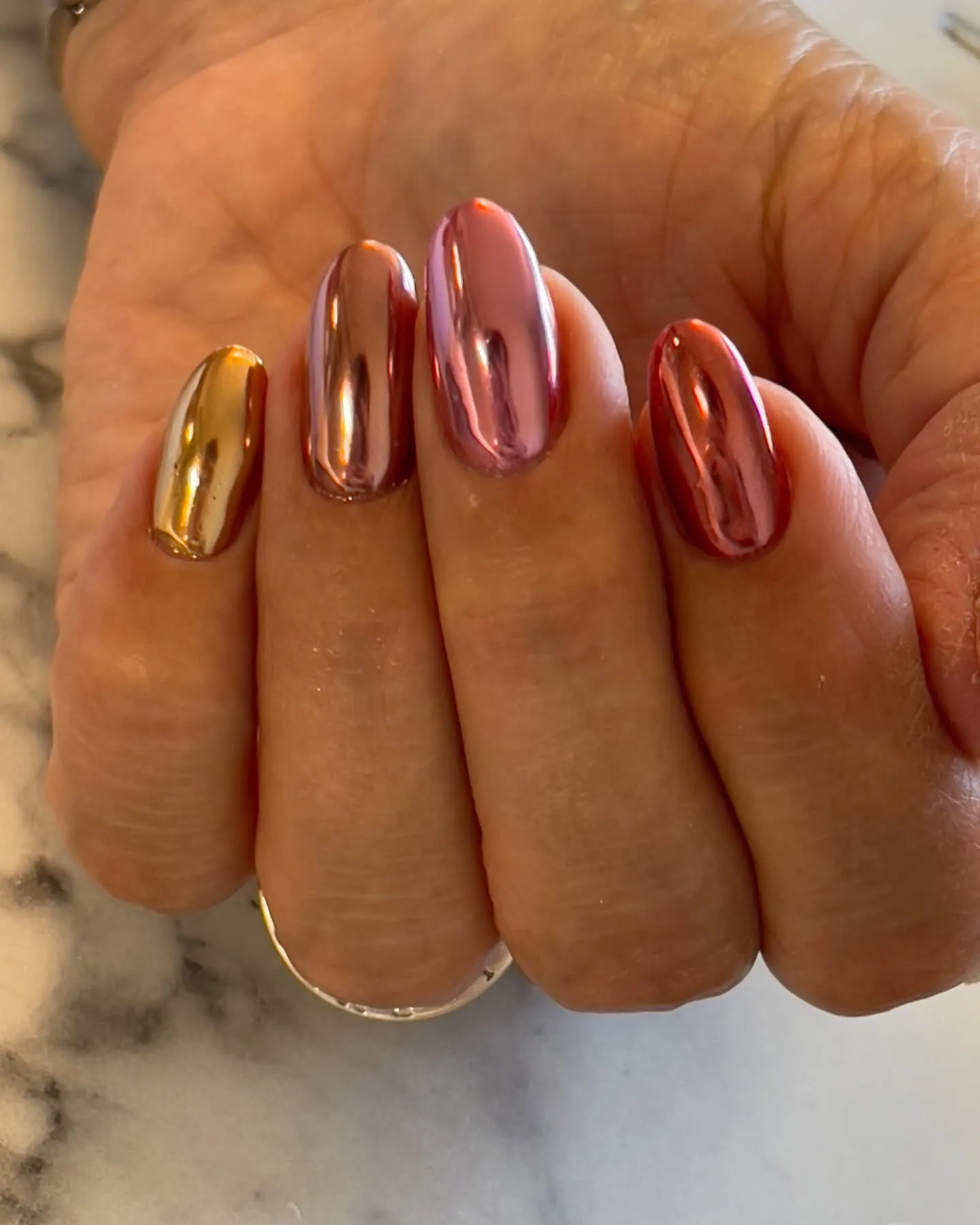 Glitter Nail Design 4 — ImagiNails Zürich
